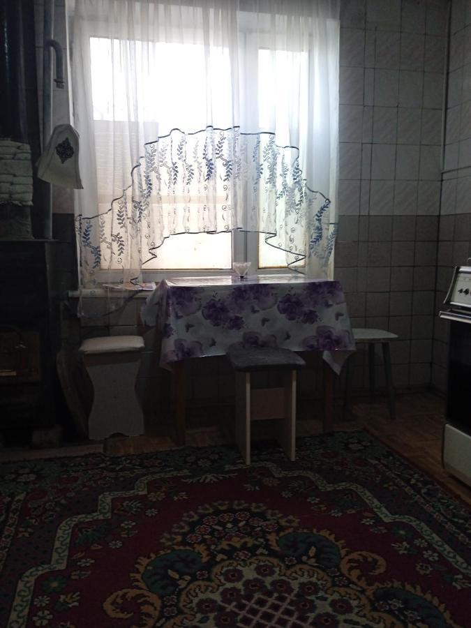 Garden Hotel And Hostel Bishkek Esterno foto